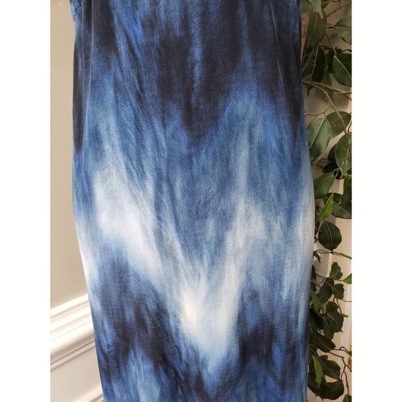 Snap Blue Sleeveless Sheath Maxi Dress - Picture 4 of 12